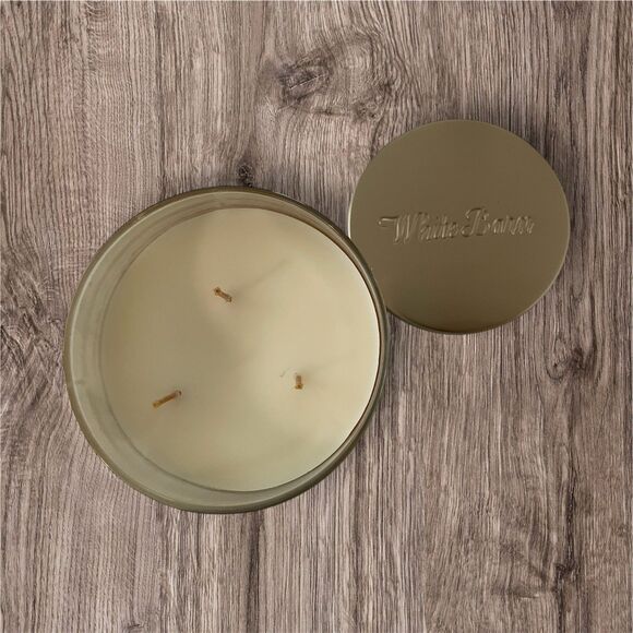 Bath Body Works White Barn VANILLA BALSAM 3-wick Candle, NEW, Seasonal - Picture 4 of 4